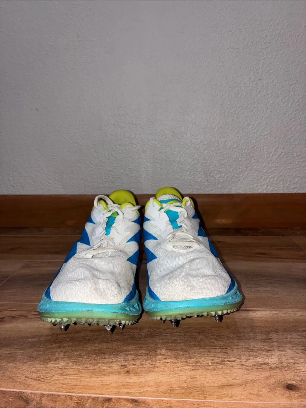 Hoka One One U Crescendo MD Track Spikes Shoes - mens 9/womens 10.5